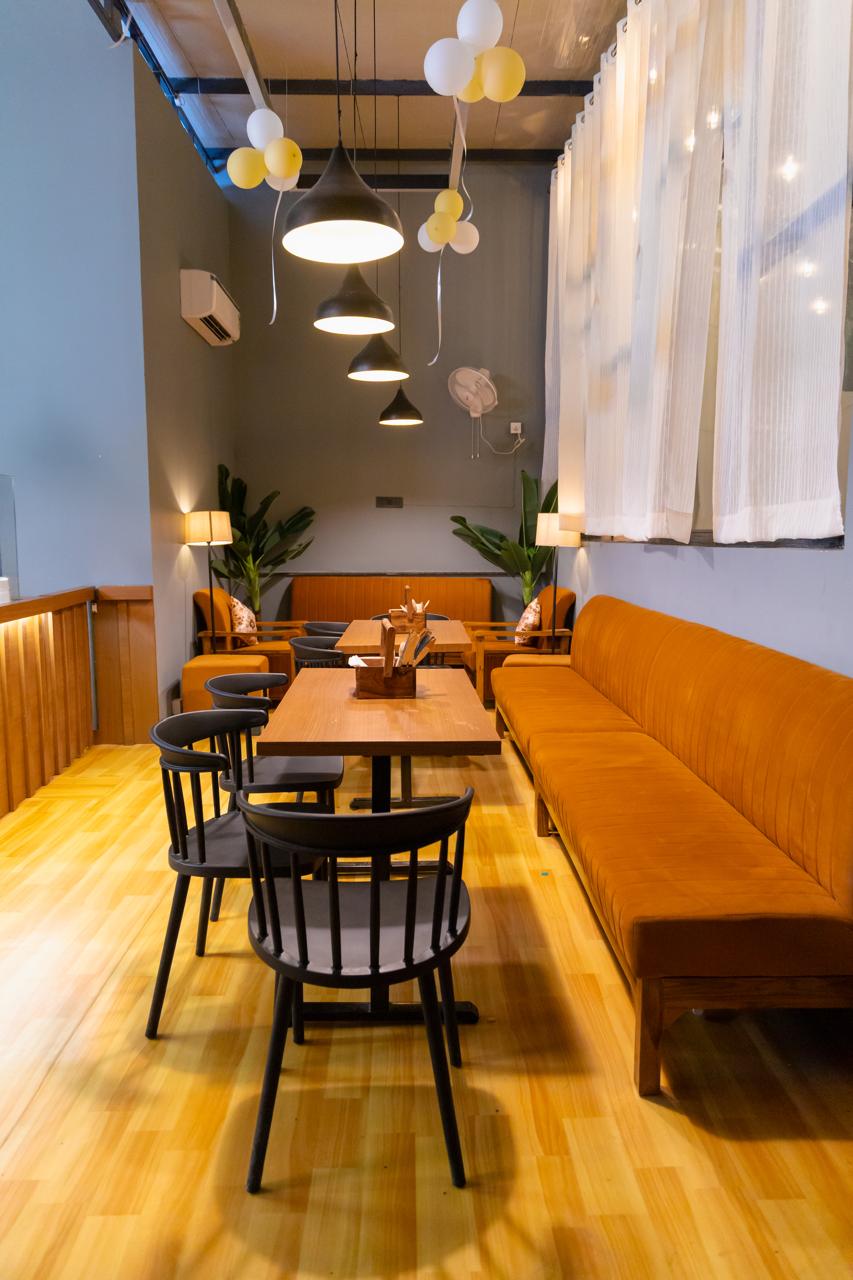 Mellon café interior
